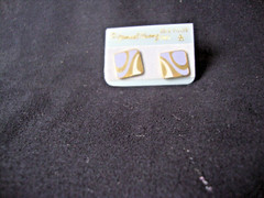 VINTAGE SAMUEL HUANG DESIGNER CLOISONNE EARRINGS GRAY LAVENDER ENAMEL STUD POST