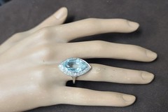 Vintage Platinum Engagement Ring 5.50ct.Natural Sky Blue Marquise Aquamarine