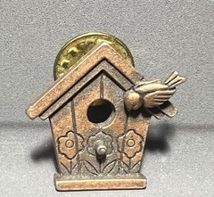 JJ Jonette Pewter Bird House Pin Brooch Antiqued Bronze Color 7/8 inch