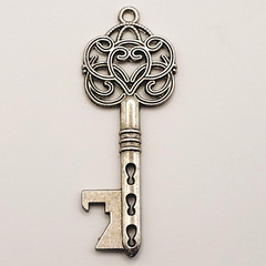 Skeleton Key Bottle Opener Pendant Necessary &Fashionable Tool Silver Tone