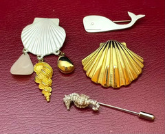 Nautical Brooch Lot Scallop Shell Whale Seahorse Stick Pin Sea Theme 4pc Vintage