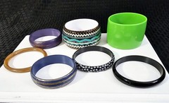 Vintage Lucite Acrylic Resin Plastic Bangle Bracelets Lot Of 7 Multi Color
