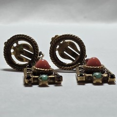 Vintage Possible Schreiner Juliana D&E Clip On Earrings Moroccan Matrix VGC