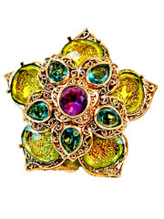 Vintage Monet Glamorous Victorian Style Gold Fashion Brooch