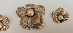 Vintage Jomaz flower faux Pearl Rhinestone Pin brooch and Earrings Set