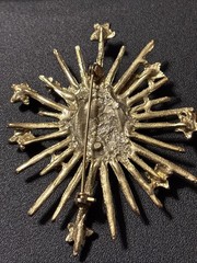 Large Starburst Angel Cherub Brooch