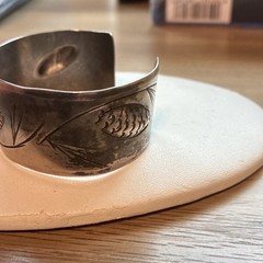 Stuart Nye Vintage Pinecone Wide Cuff Bracelet 6″ Sterling Silver 38.4 grams
