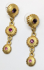 VTG Gold Tone Floral Dangle Drop Pink Purple Rhinestone Pierced Earrings 1 5/8″
