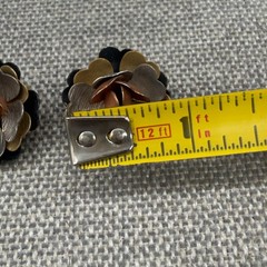 Vintage Brooch Earrings Jewelry Set 4 Tone Metal Flowers Clip Ons READ