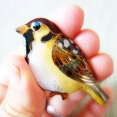 Sparrow – Japanese cloisonné enamel Mini Brooch Made-to-order NEW
