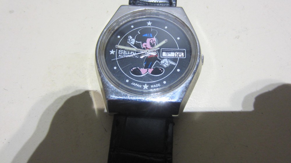 Mickey mouse Seiko collectable watch for repair