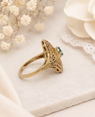 Vintage 10K Gold Emerald Shield Ring Art Deco Filigree Estate Size 5.25