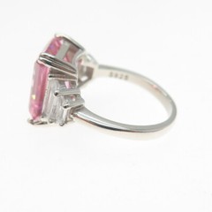 925 Sterling Vintage Emerald & Tapered Baguette-Cut Pink White C Z Ring Size 5.5