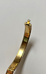 Gold Metal Bangle Bracelet Etched Floral Design Hinge Inside Circumfrrence 6.75″