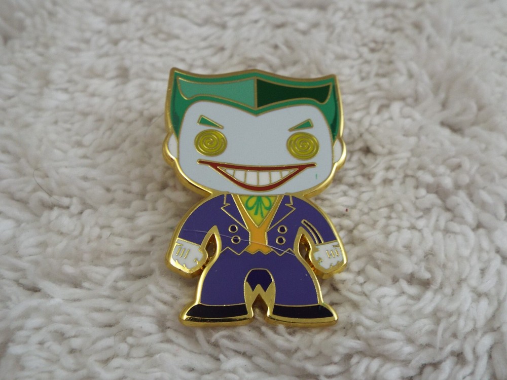 DC Comics FUNCO 2020 Joker Tac Pin (B38)