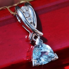 10k white gold pendant 1.07ct aquamarine diamond solitaire 1.50gr Leer Gem N363A