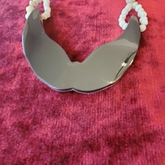 Vintage Mother Of Pearl Acrylic Inlaid Beaded Necklace In Cream And Lavender