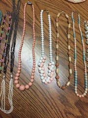 19 Vintage Beaded Necklaces & Bracelets- Lot 1 (Various Styles, Colors & Clasps)