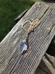 Vintage Cut Crystal Glass Leaf Pendant Necklace Gold Tone Chain