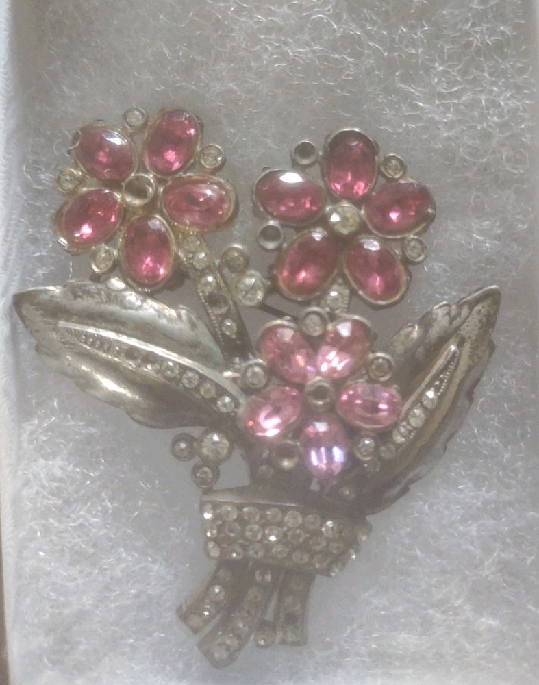 Vtg KC Brooch Silver, Pink & Rhinestone