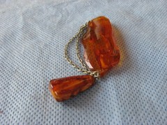 Woman’s Beautiful unusual amber ,Balticsea Pin Brooch, large, handmade, USSR