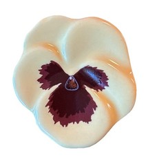 Vintage Avon Ceramic Pansy Flower Brooch Hand Painted Yellow Floral Pin 1 5/8”