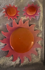Vintage Flower Power Brooch and Earrings 3″