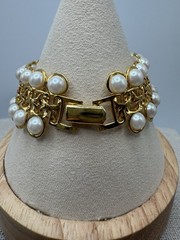 Vintage Avon Double Row Faux Pearl Gold Tone Chain Bracelet 7.5”