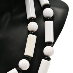 TRIFARI Vintage Original Signed Lucite Acrylic Beaded Designer Estate Necklace