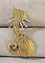 Handmade Brass Cat Brooch (171 – 2532)