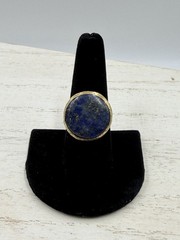 Vintage Artisan Lapis Lazuli Cabochon Brass Tone Adjustable Ring Sz 8.5