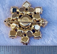 Vintage Ruby Red & Pink Rhinestone Brooch Pin, Layered Starburst Gold Tone 1.25”