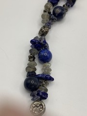 Vintage Sodalite Natural Stone Chips And Sun Beads Necklace 16”
