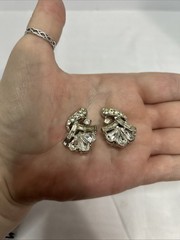 Vintage Clip On Earrings