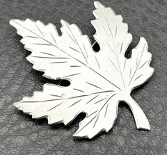 Vintage Signed Sterling Silver Maple Leaf Brooch Pin Etched Cutout Design