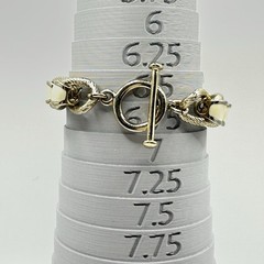 Vintage Gold Tone Cable Link Bracelet Cream Enamel Toggle Clasp Statement 6.75″