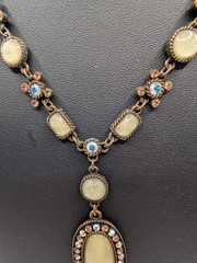 Vintage Avon Rhinestone Faux Fire Opal 22″ Necklace And Earrings Gold Tone