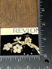 Vintage 90’s Revlon Rhinestone Flower Brooch Gold Tone New On Original Card!