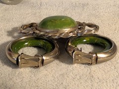 2 Vintage Bakelite End Of The Day Green Earrings and Pin Lot. Metal and Bakelite