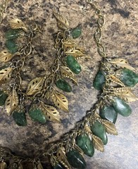 Vintage signed Sarah Coventry “Nile Queen” Necklace /w card. Adjustable length!