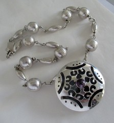 VINTAGE MEXICO BOLD STERLING PENDANT NECKLACE 2 INCHES, 42 GRAMS, AMETHYST, 20″