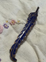 Vintage Blue Enamel Feather Brooch Pin Gold Tone Long Quill Nature Jewelry