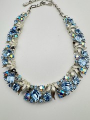 Vintage Lisner Necklace Blue Aurora Borealis AB Rhinestone Leaf Choker READ
