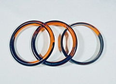 Vintage 1960s/1970s Rootbeer Tortoiseshell Lucite Bangle Bracelets – Stack of 3