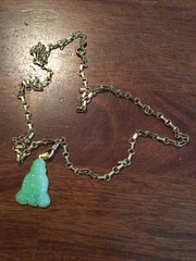 Vintage Accessocraft NYC Gold Tone Paper Clip Alt. Loop Necklace Green Buddha
