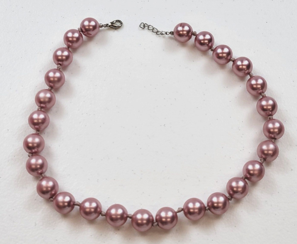 Lustrous Pink Simulated Pearl Beaded Necklace 18 In Adjustable 23.7mm