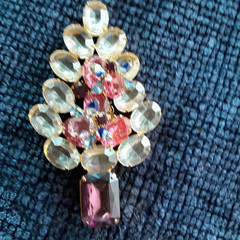 UNIQUE XLARGE CRYSTAL CHRISTMAS TREE with BEES NEW OLD STOCK