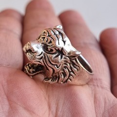 Ancient Antique Tiger Ring Viking Silver color Engraved Size 9