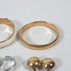 Vintage Lot MONET Bracelets Rings Earrings Etc. Jewelry Gold Silver Tone