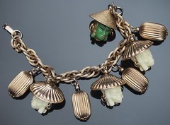 SELRO SELINI Vintage Princess Charm Bracelet Unsigned
